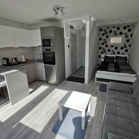 Antracit Apartman - Free Parking Pécs Exterior foto