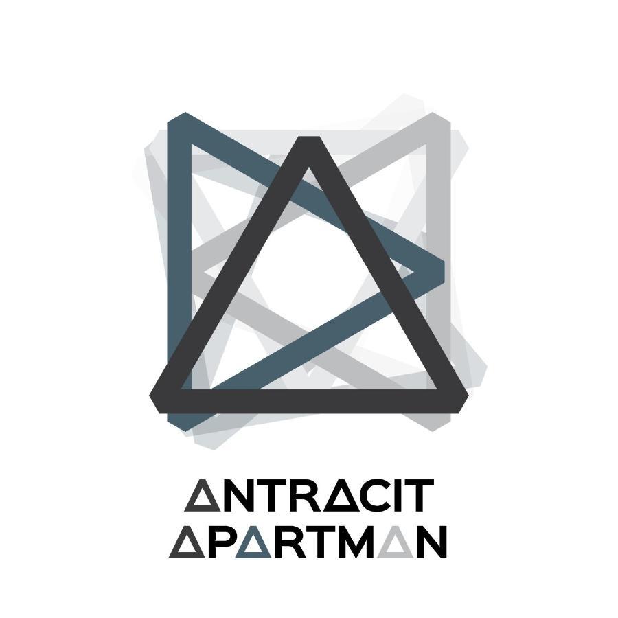Antracit Apartman - Free Parking Pécs Exterior foto